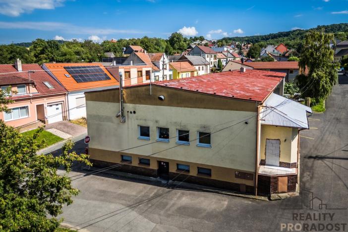 Prodej obchodního prostoru, Tvarožná Lhota, 278 m2