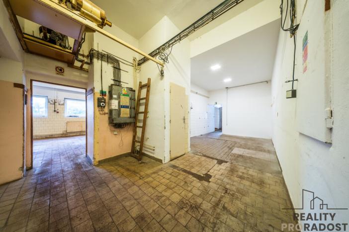 Prodej komerční nemovitosti, Tvarožná Lhota, 278 m2