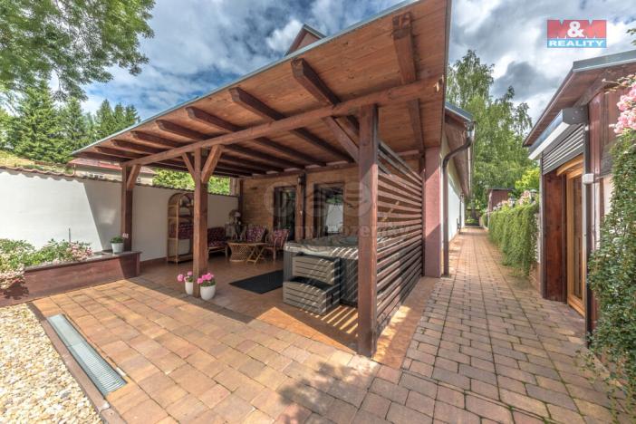 Prodej rodinného domu, Nová Paka - Štikov, 220 m2