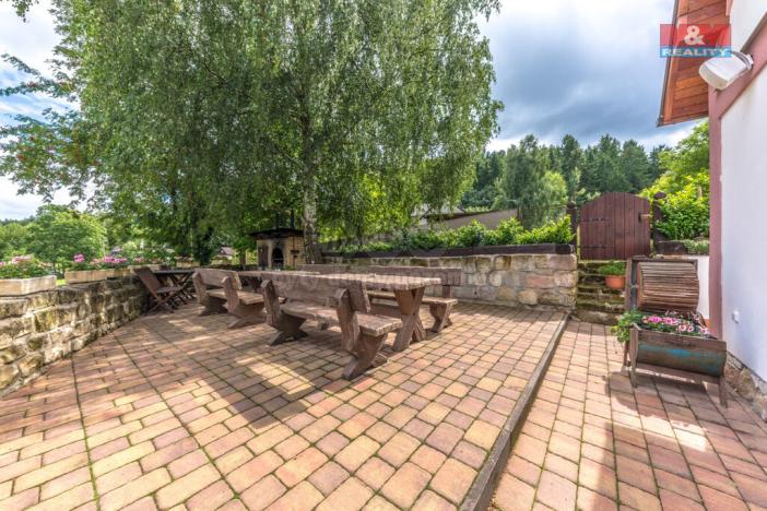 Prodej rodinného domu, Nová Paka - Štikov, 220 m2