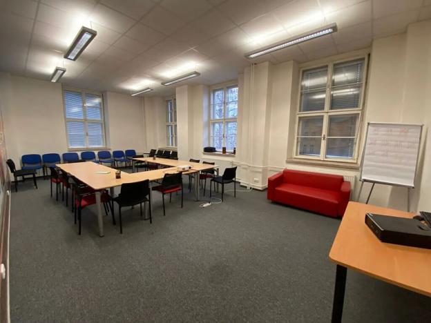 Pronájem kanceláře, Hodonín, Bratislavská, 490 m2