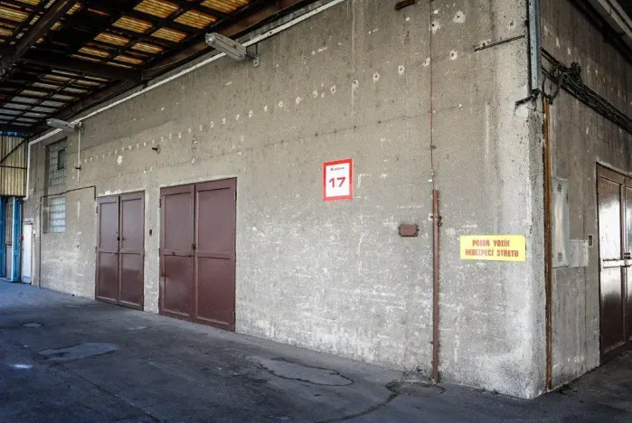 Pronájem výrobních prostor, Hodonín, Bratislavská, 2800 m2