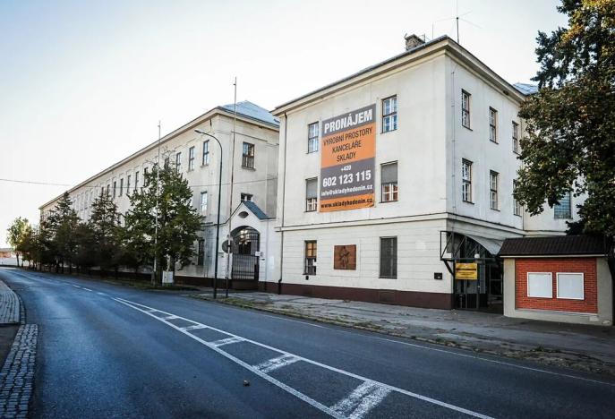 Pronájem výrobních prostor, Hodonín, Bratislavská, 700 m2