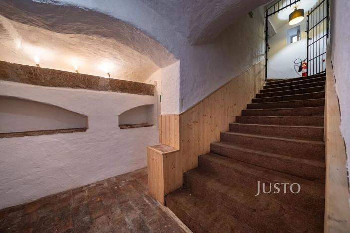 Prodej restaurace, České Budějovice, nám. Přemysla Otakara II., 103 m2