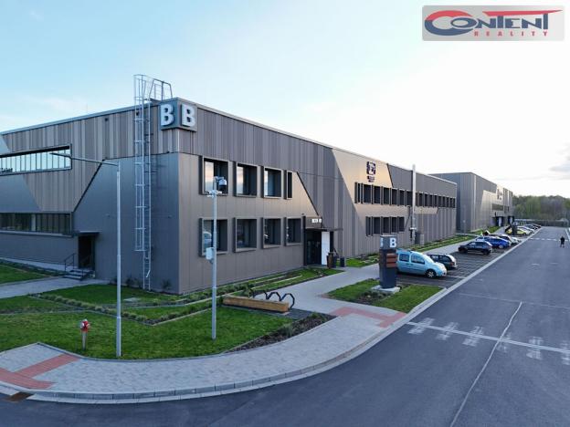 Pronájem skladu, Tachov - Oldřichov, 18200 m2