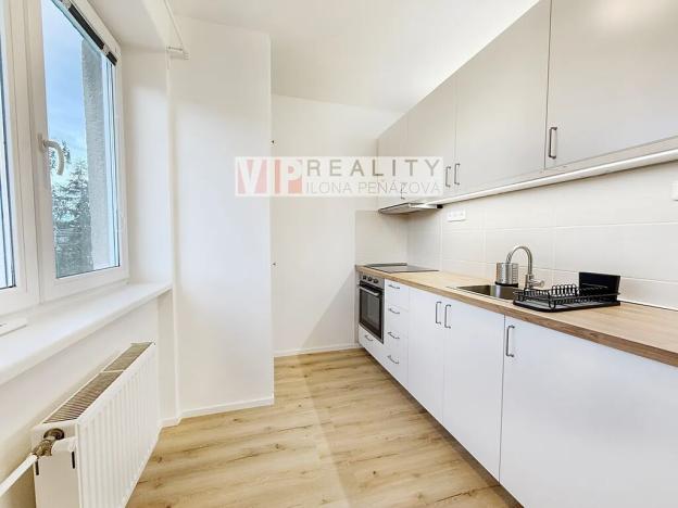 Pronájem bytu 2+1, Židlochovice, náměstí Míru, 56 m2