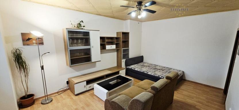 Pronájem bytu 2+1, Kralupy nad Vltavou - Lobeček, Štefánikova, 53 m2