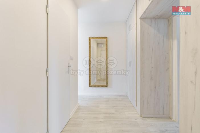 Pronájem bytu 2+1, Nová Role, 1. máje, 57 m2