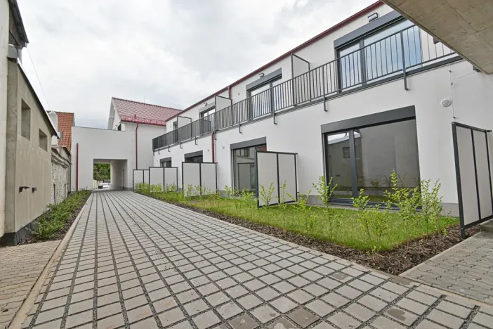 Pronájem bytu 1+kk, Brno - Černovice, Mírová, 33 m2