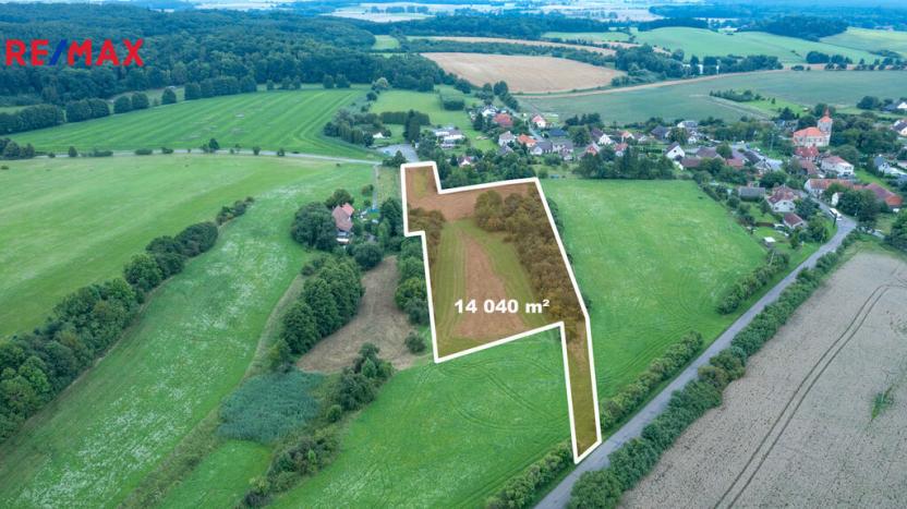 Prodej pozemku pro bydlení, Jeníkovice, 14040 m2
