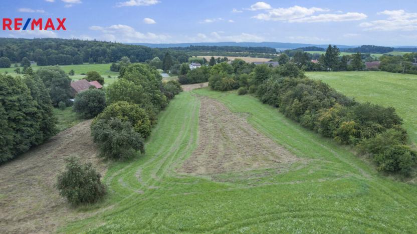 Prodej pozemku pro bydlení, Jeníkovice, 14040 m2