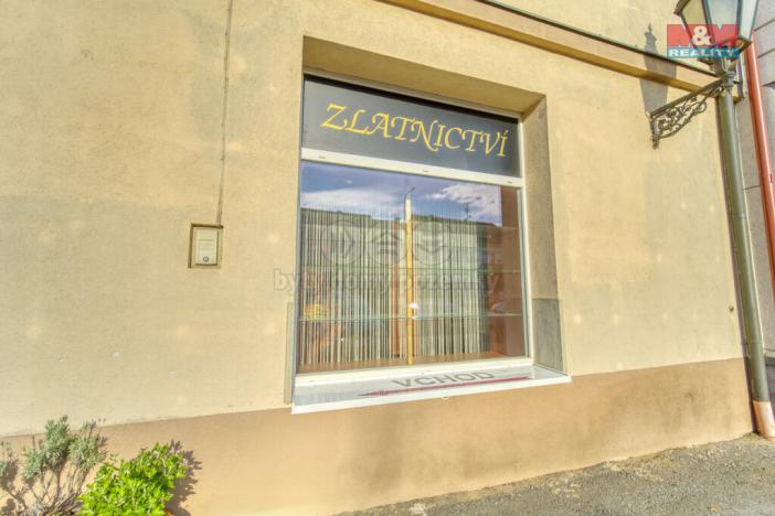 Pronájem obchodního prostoru, Kralovice, Masarykovo nám., 38 m2