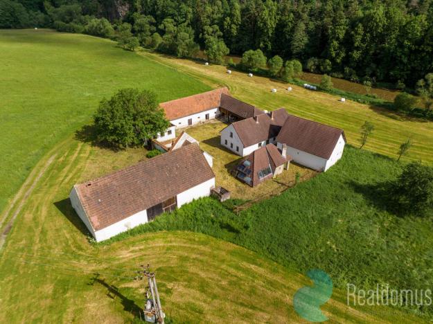 Prodej zemědělské usedlosti, Dolní Třebonín, 1300 m2