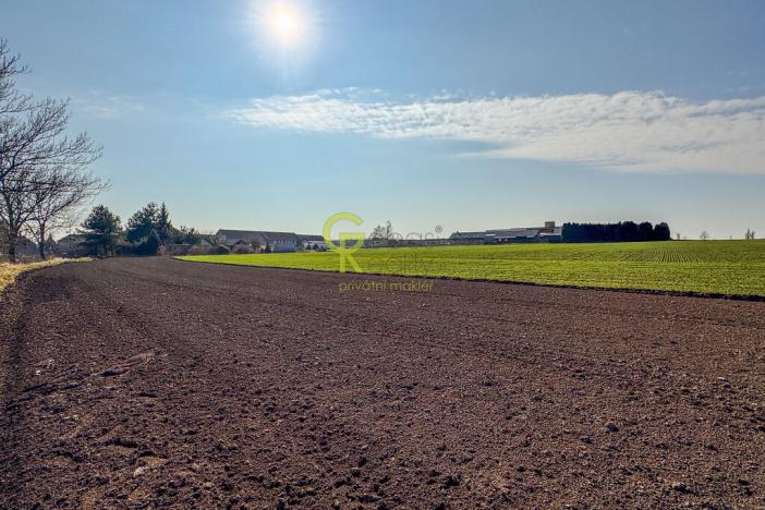 Prodej komerčního pozemku, Předměřice nad Labem, Obránců míru, 11770 m2