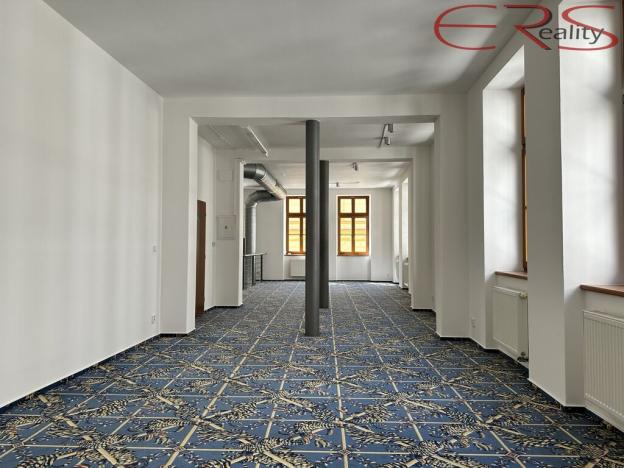 Pronájem obchodního prostoru, Jablonec nad Nisou, Lidická, 342 m2