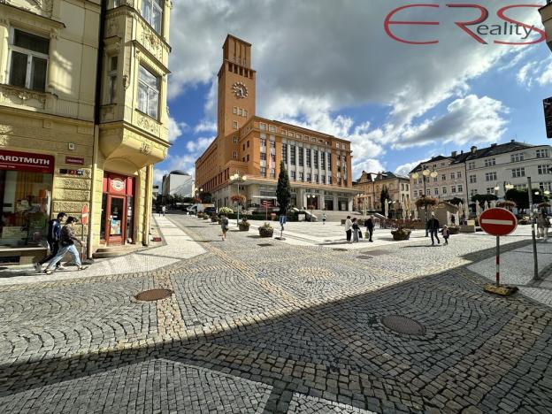 Pronájem obchodního prostoru, Jablonec nad Nisou, Lidická, 342 m2