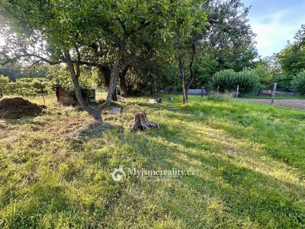 Prodej zahrady, Znojmo, 2238 m2
