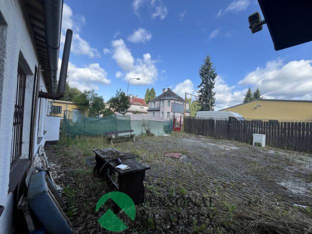 Pronájem obchodního prostoru, Karlovy Vary, Na Výhledě, 150 m2