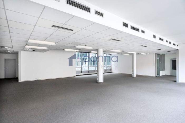 Pronájem kanceláře, Praha, Krakovská, 412 m2