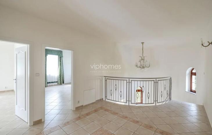 Pronájem vily, Praha - Nebušice, Nebušická, 270 m2