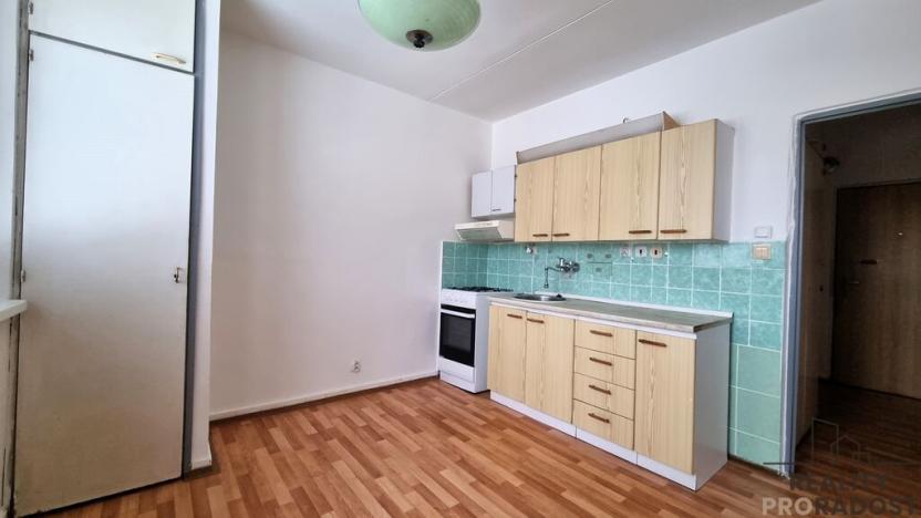 Prodej bytu 1+1, Hodonín, Národní třída, 33 m2