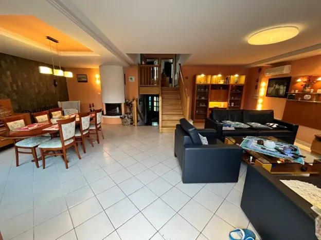 Prodej rodinného domu, Jaroměřice nad Rokytnou, 220 m2