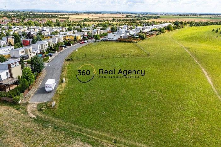 Prodej pozemku, Zeleneč, 1208 m2