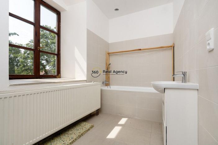 Prodej výrobních prostor, Hrušová, 1100 m2