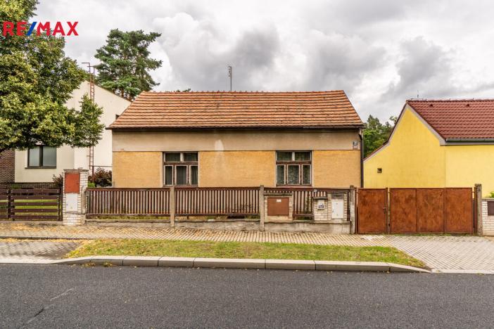 Prodej pozemku pro bydlení, Praha - Kunratice, K Šeberáku, 663 m2