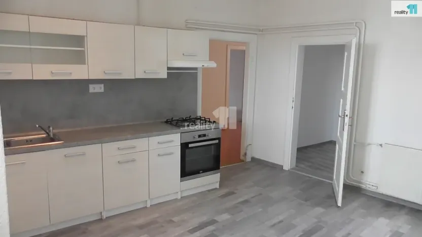 Pronájem bytu 2+1, Ostrava - Mariánské Hory, Mojmírovců, 85 m2