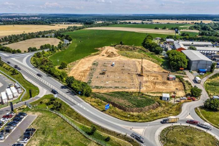 Prodej komerčního pozemku, Zápy, 27803 m2