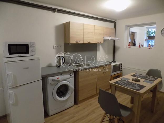 Pronájem bytu 1+kk, Čelákovice, Dobrovského, 17 m2