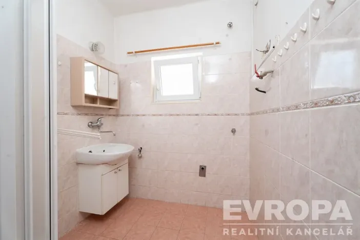 Prodej vily, Praha - Dolní Počernice, Listopadová, 139 m2