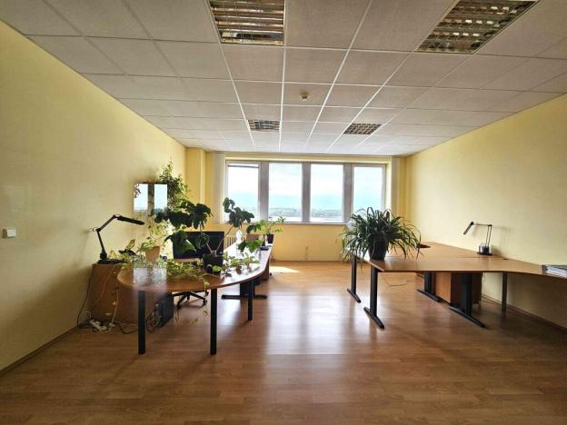 Pronájem kanceláře, Praha - Čakovice, Cukrovarská, 714 m2