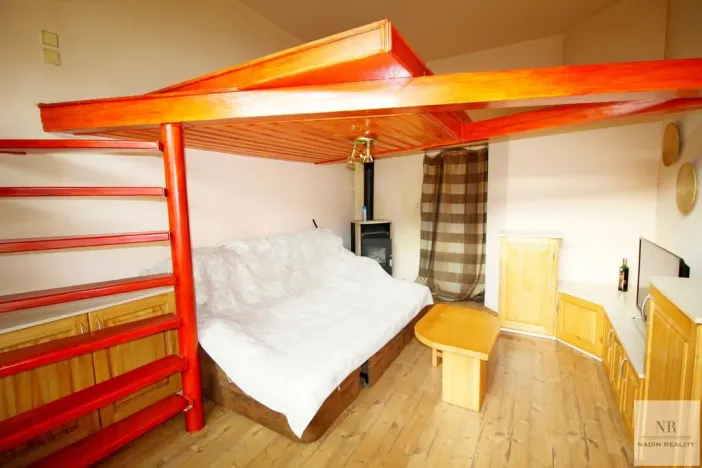 Pronájem bytu 1+1, Karlovy Vary, Jízdárenská, 42 m2