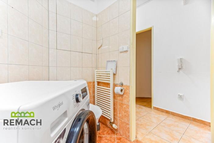 Pronájem bytu 1+kk, Náchod, Růžová, 42 m2