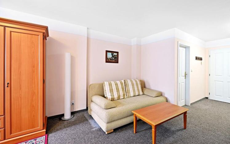 Prodej vícegeneračního domu, Nové Hamry, 560 m2