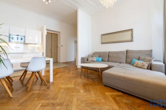 Pronájem bytu 2+kk, Praha - Malá Strana, Újezd, 59 m2