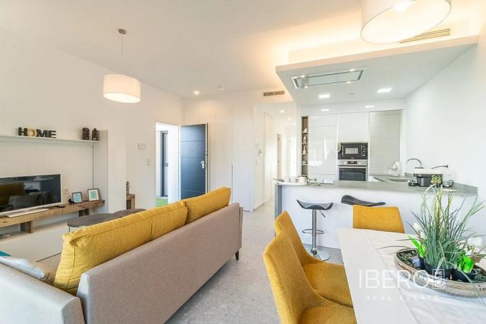 Prodej bytu 4+kk, Las Palmas de Gran Canaria, Španělsko, Calle Los Balcones, 74 m2