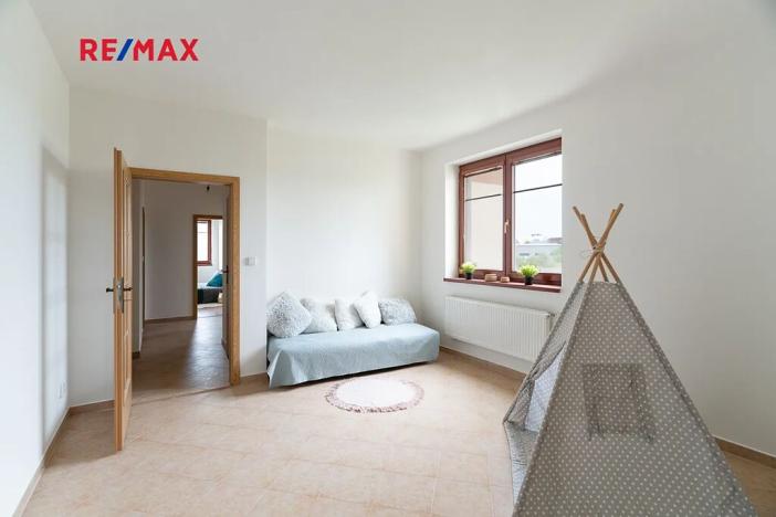 Prodej bytu 3+kk, Jesenice, Mezi Domy, 84 m2