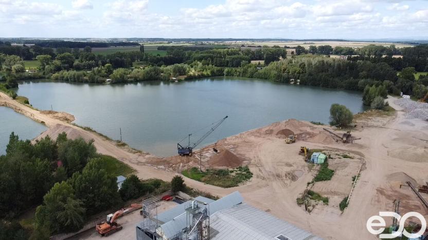 Pronájem komerčního pozemku, Kratonohy, 1261 m2