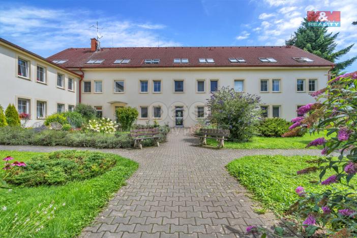 Prodej bytu 2+kk, Lázně Bělohrad, Třetí strana, 35 m2