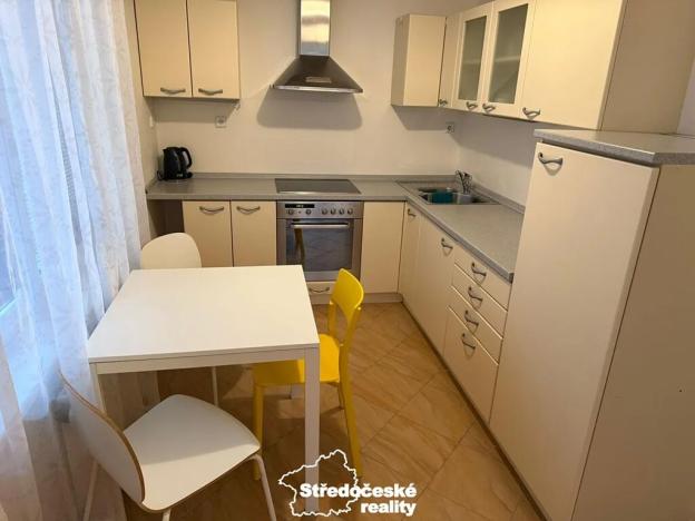 Pronájem bytu 2+kk, Praha - Suchdol, Holubí, 42 m2