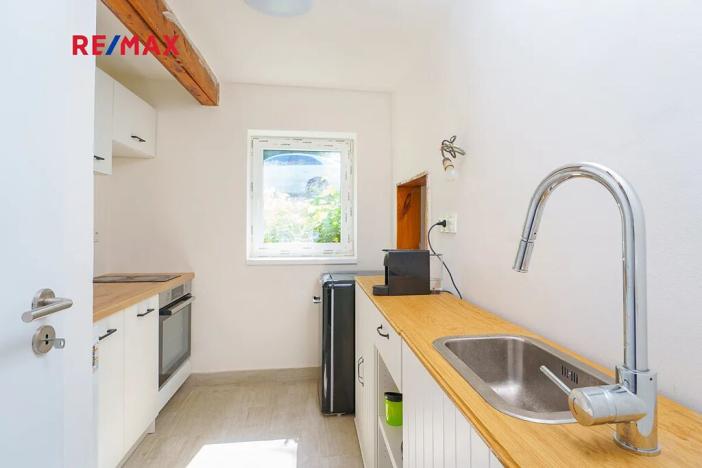 Prodej pozemku pro bydlení, Mirošovice, Na Vrchách, 1884 m2