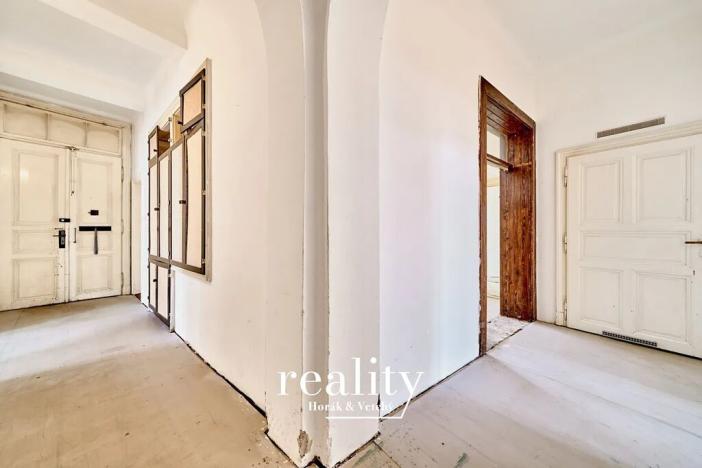 Prodej bytu 4+1, Znojmo, Pontassievská, 135 m2