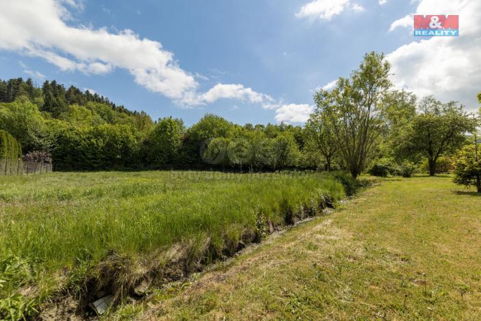 Prodej pozemku pro bydlení, Lichnov, 1733 m2