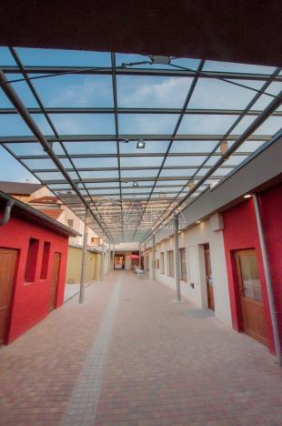 Pronájem obchodního prostoru, Benešov, Tyršova, 23 m2