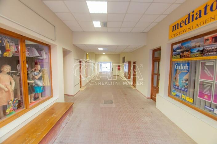 Pronájem obchodního prostoru, Benešov, Tyršova, 23 m2