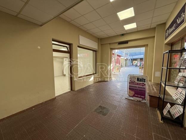 Pronájem obchodního prostoru, Benešov, Tyršova, 23 m2