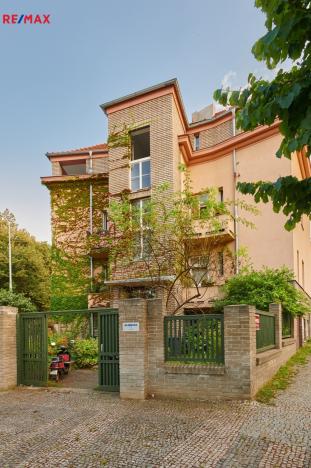 Pronájem kanceláře, Praha - Bubeneč, Bubenečská, 49 m2